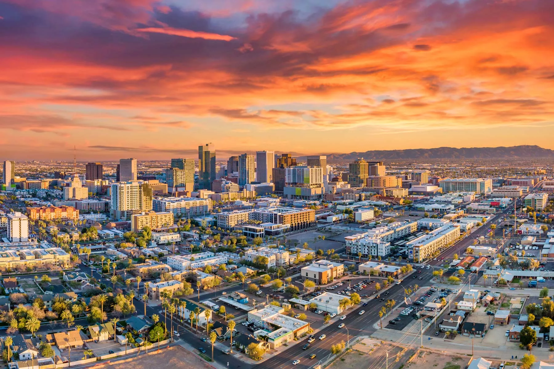 living in phoenix, moving to phoenix