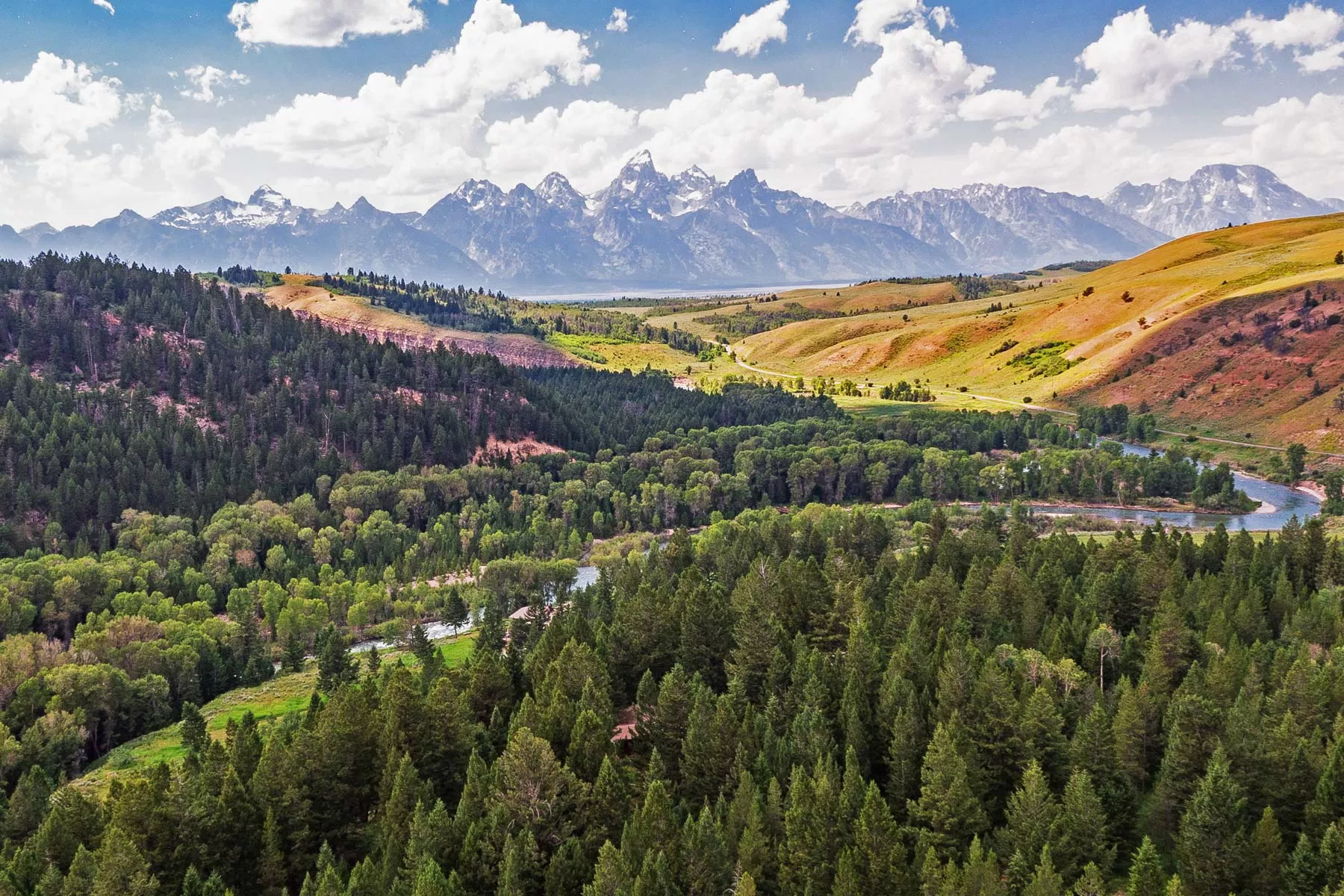 living in wyoming, moving to wyoming