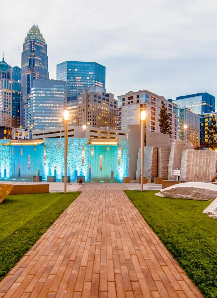 living in charlotte, moving to charlotte