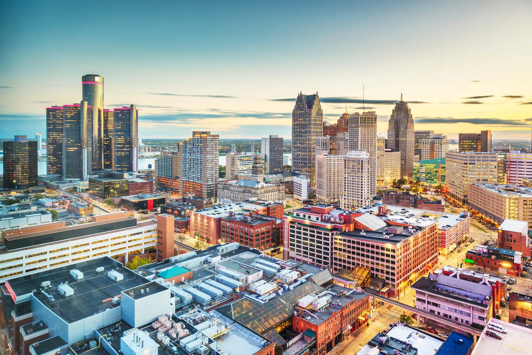 Detroit Michigan skyline