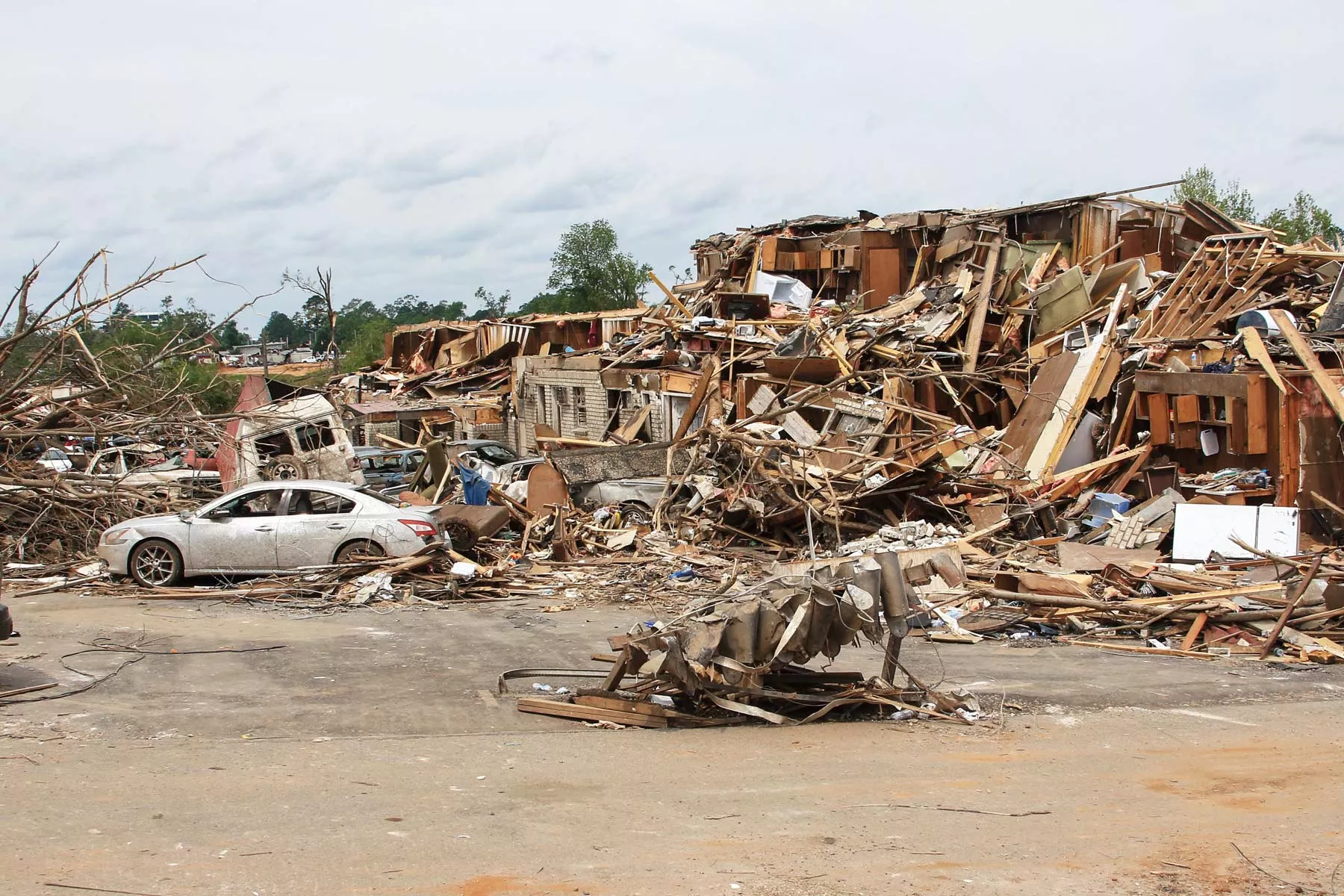 tornadoes are a con of living in alabama
