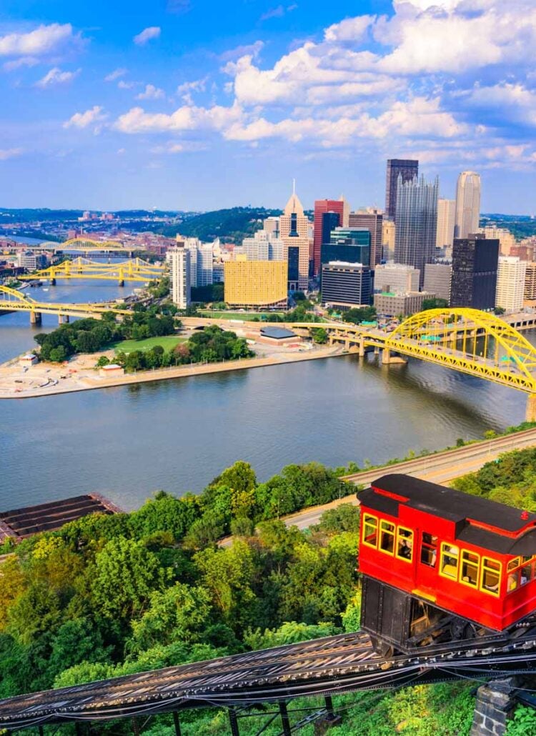 Pittsburgh skyline and the Duquesne Incline