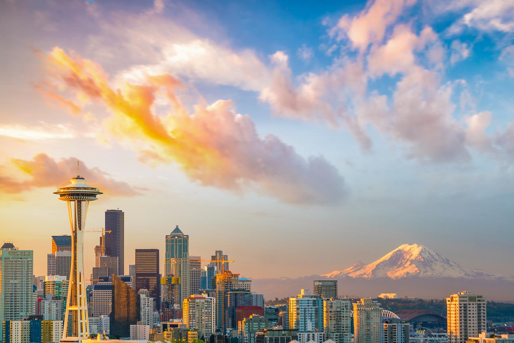 Pros and Cons of Living in Seattle