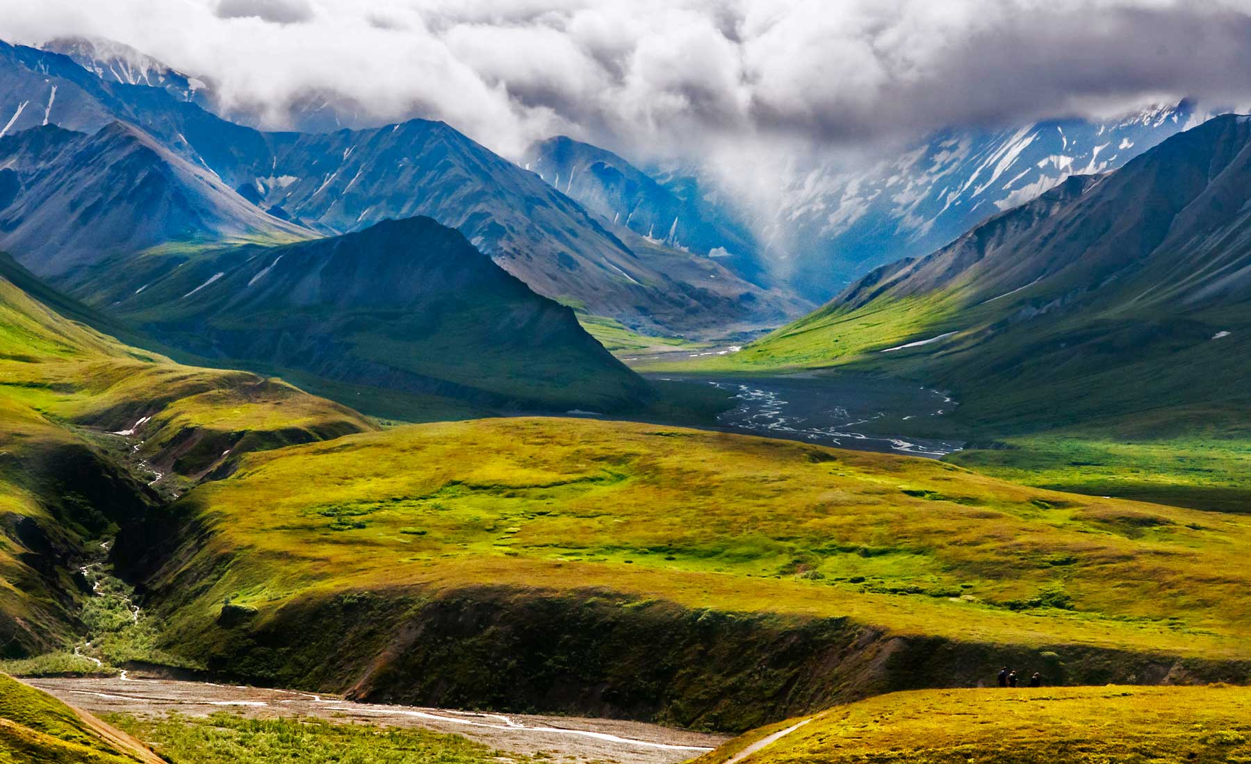 living in alaska, moving to alaska